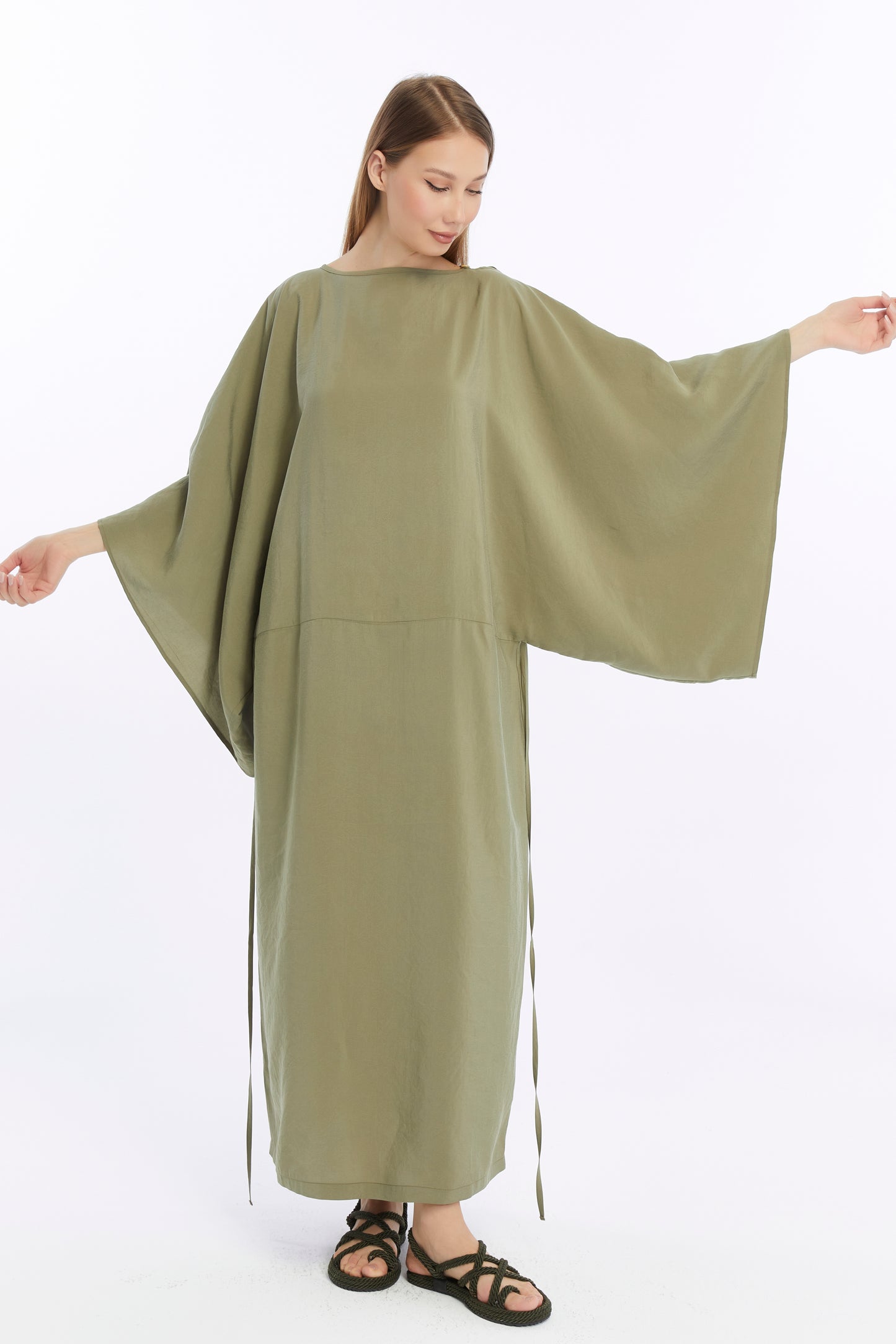 Kadın Haki Yeşili Renkli Beli Bağlamalı Salaş Kimono Elbise